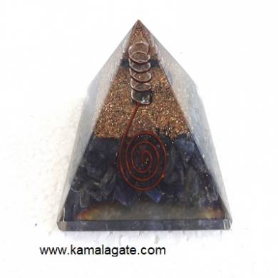 Amethyst Orgone pyramid with Quartz point [big]